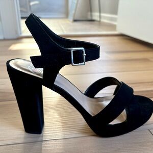 Black Strappy Heeled Sandals